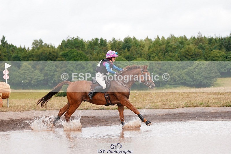 250803A-151448-16474 - P-706-Tichy.Sanders-A.MOMENT.IN.TIME