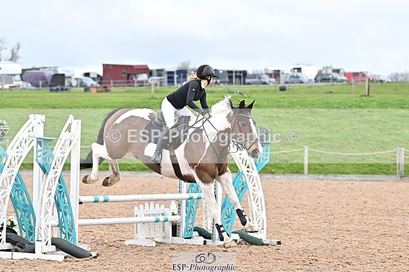 250414-105741-00327 - 80cm Round 1