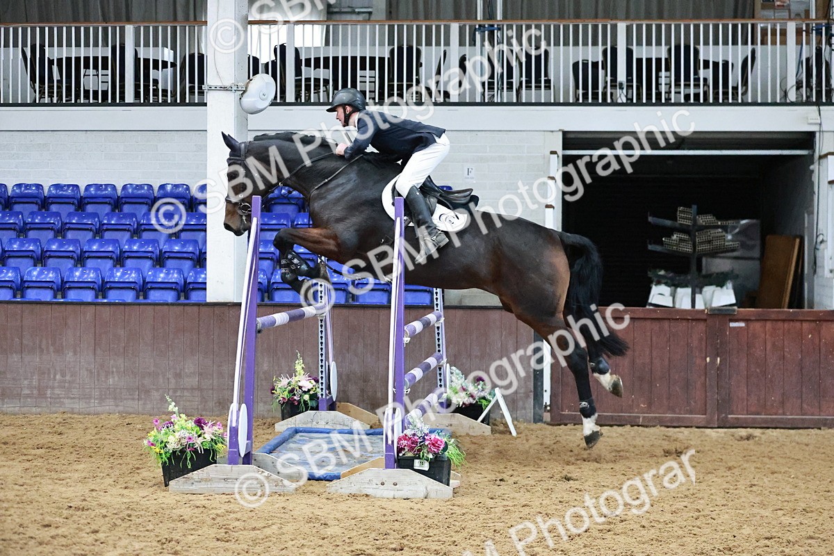 SBM_001590 - Class 4 - Senior Newcomers 1.10m