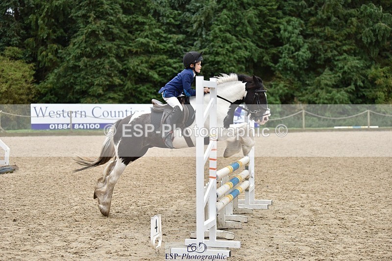 240802-105418-00999 - 80cm Round 1