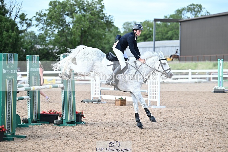 260627-174855-05857 - Cls 27 Foxhunter and 1.10m