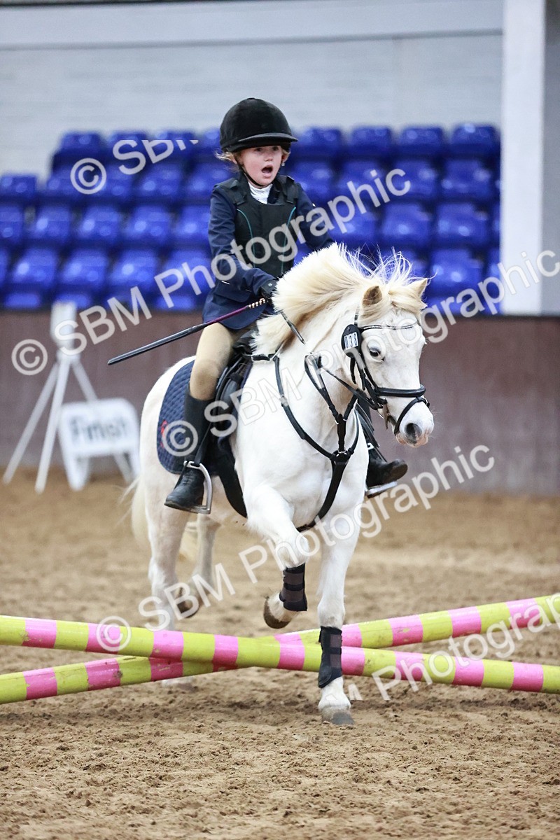 SBM_000228 - Class 1 - Cross Pole Jumping 30cm 40cm