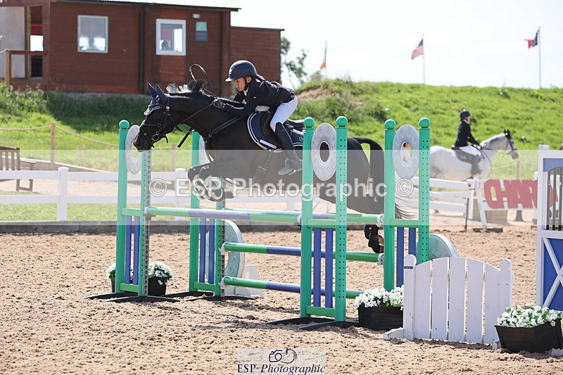 240629A-103605-04186 - Cls 17 Discovery and 90cm Open