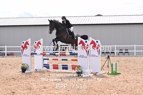 BPP_7516 - CLASS 15 FRI Senior 1.05m Open