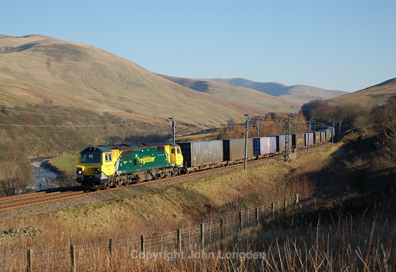 JL - 17.3.16 70020 4Z44 Daventry - Coatbridge, Dillicar Common - West Coast Main Line (north to south)