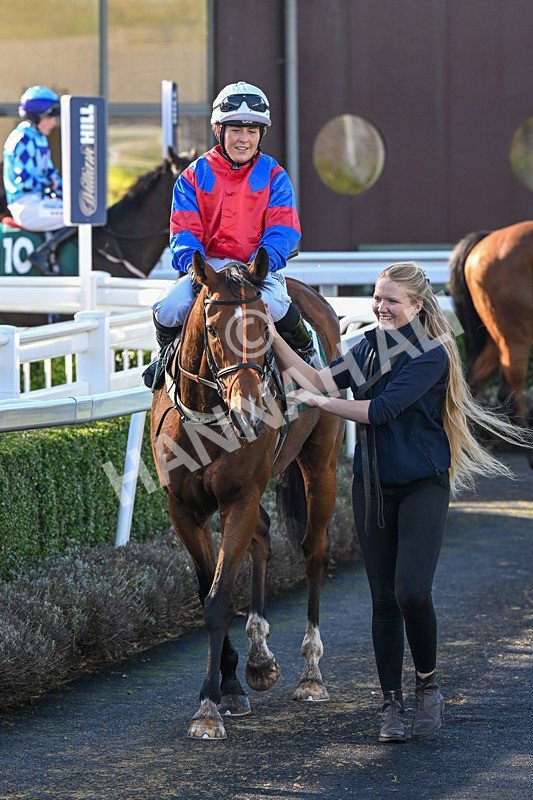 191024-Race 4-Three Dons-4344 - Race 4