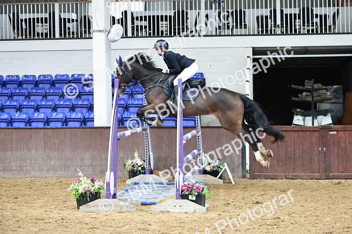 SBM_001379 - Class 4 - Senior Newcomers 1.10m
