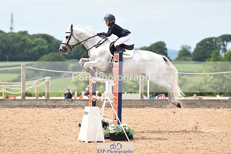 240630A-141053-14041 - Cls 25 HOYS 138cm Qualifier