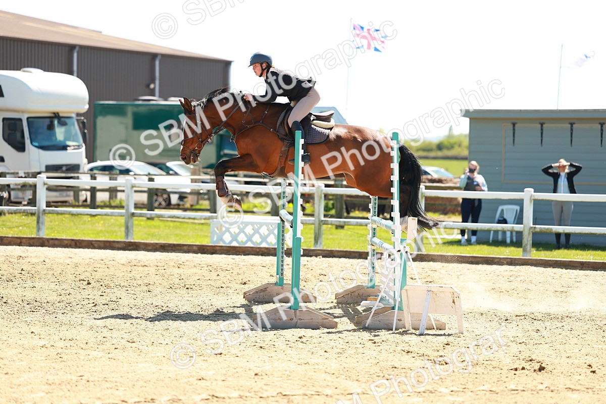 SBM_001379 - Class 4 - Senior Newcomers 1.10m