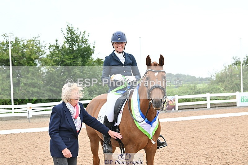 240815A-131152-01204 - Cls 8-P Freestyle Medium Silver