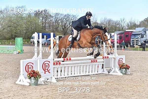 BPP_3778 - CLASS 3 FRI Senior British Novice/ 90cm Open