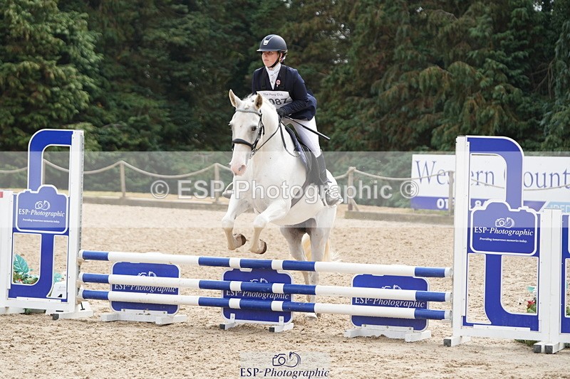 250824A-123013-36003 - 2087-Chloe.Mclaren-Impulsive