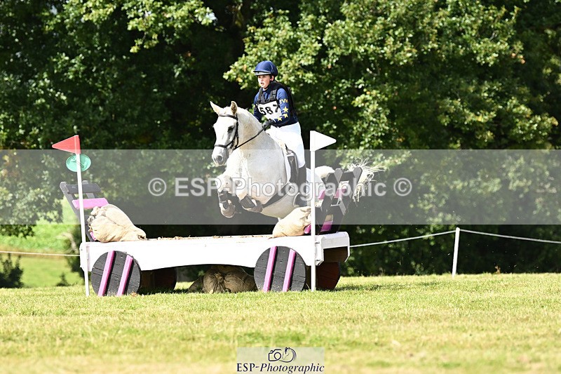 240825X-113029-32051 - 70cm XC 11.00 to 12.00