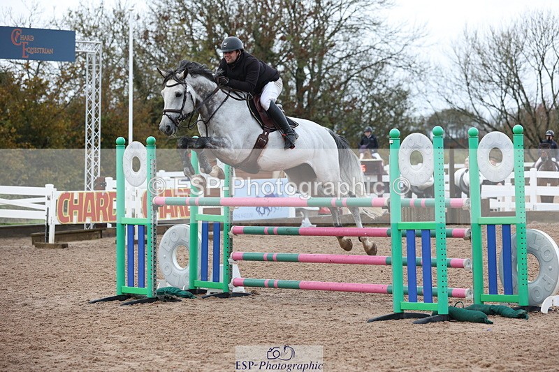 231112A-142840-04830 - Cls 21 Foxhunter & 1.20m Open