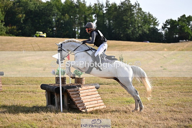 250803A-174716-18153 - R-817-Fiona.Dalton-MORIS