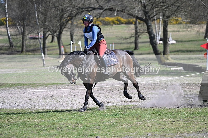 WJ7_1233 - XC Time 13:29 to 13:34