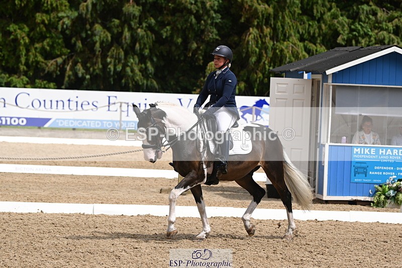 250720A-144429-11918 - 164-Dominique.Kinnaird-Perry-Pallas.Vanquish