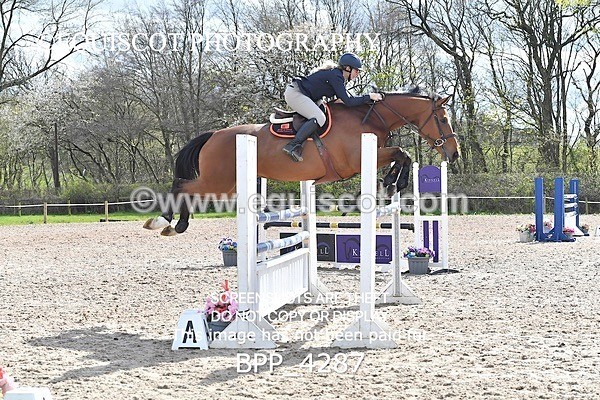 BPP_4287 - CLASS 8 FRI Senior Foxhunter/ 1.20m Open