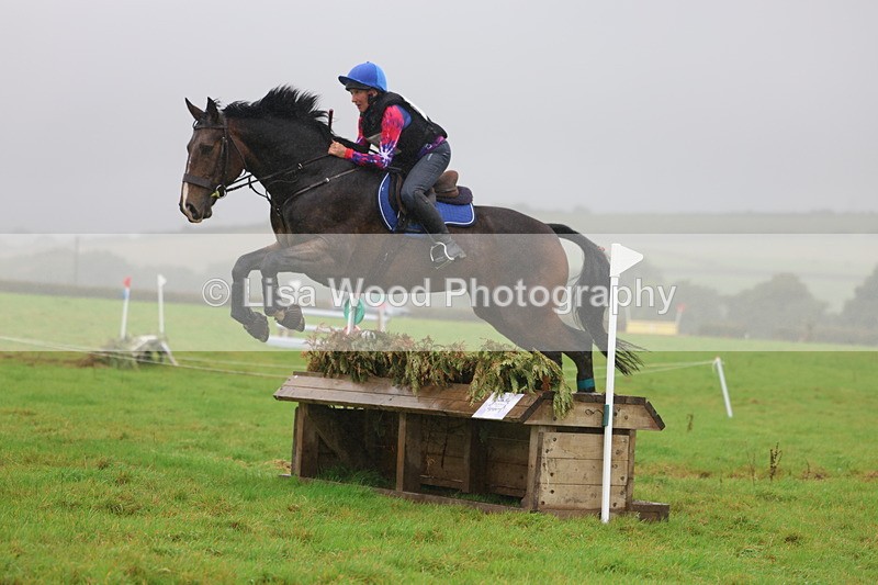 3E7A1824 - Class 4: 80cm: Box