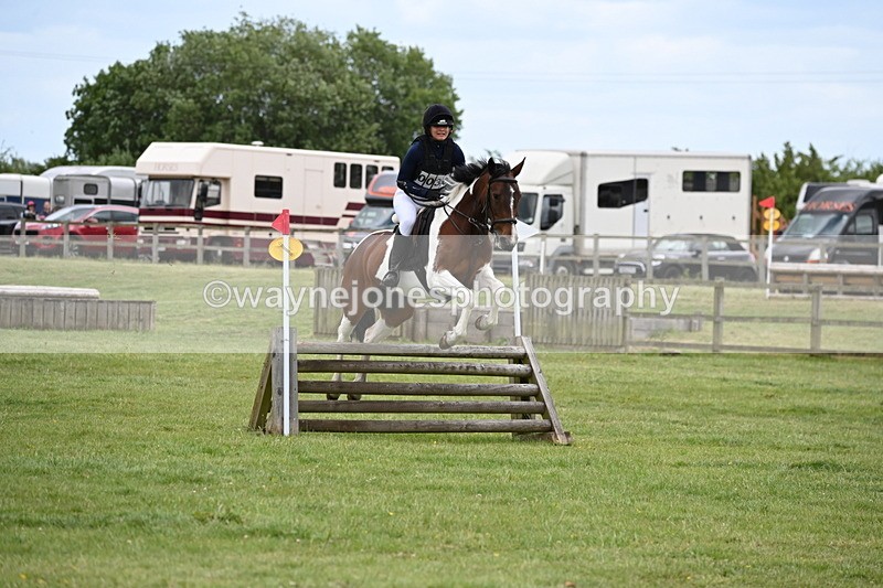 WJ6_3628 - Class 5 80cm Pairs