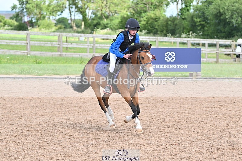 240628A-161715-01420 - Cls 5 Stepping Stones 128cm + 138cm