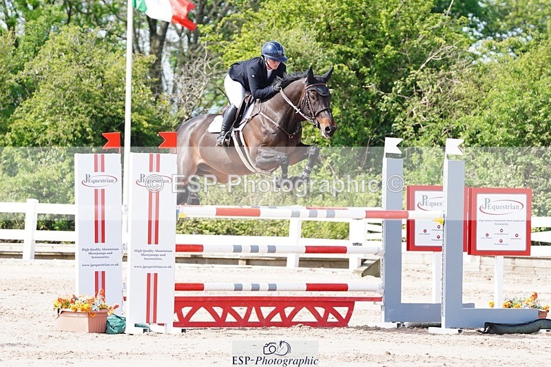 250427-111930-16183 - Cls 4 - 2 Star Small Tour