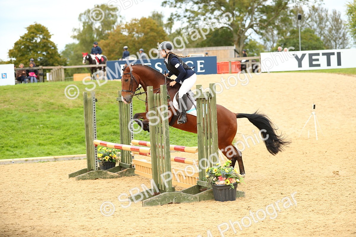 SBM_76050 - J19 - Junior 90cm Supreme Championship