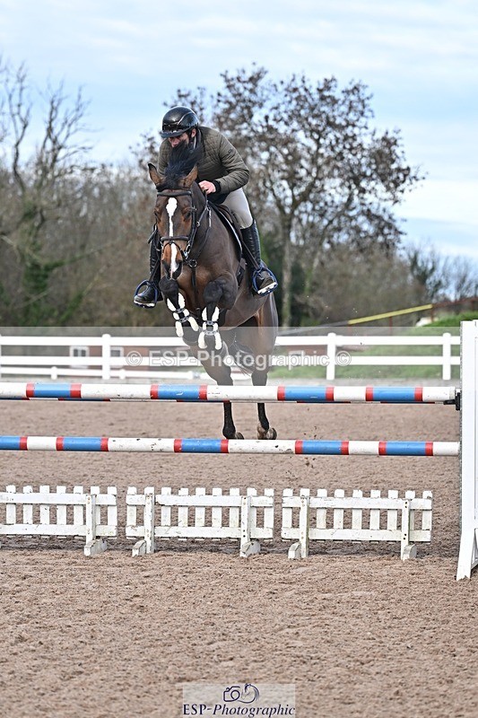 251126-132310-00567 - Cls 5 Foxhunter and 1.20m