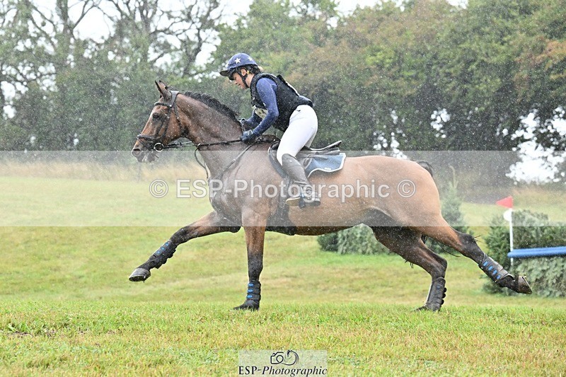 250830-145136-04781 - F-261-Lucy.Pengelly