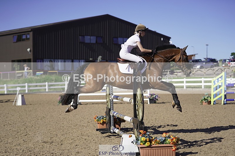 230624A-175018-02845 - Cls 33 1.05m Amateur Quali