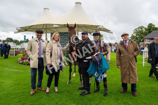 130724-Race 6-Zimmerman-9553 - Race 6 4.50pm John Smith's Stayers' Handicap
