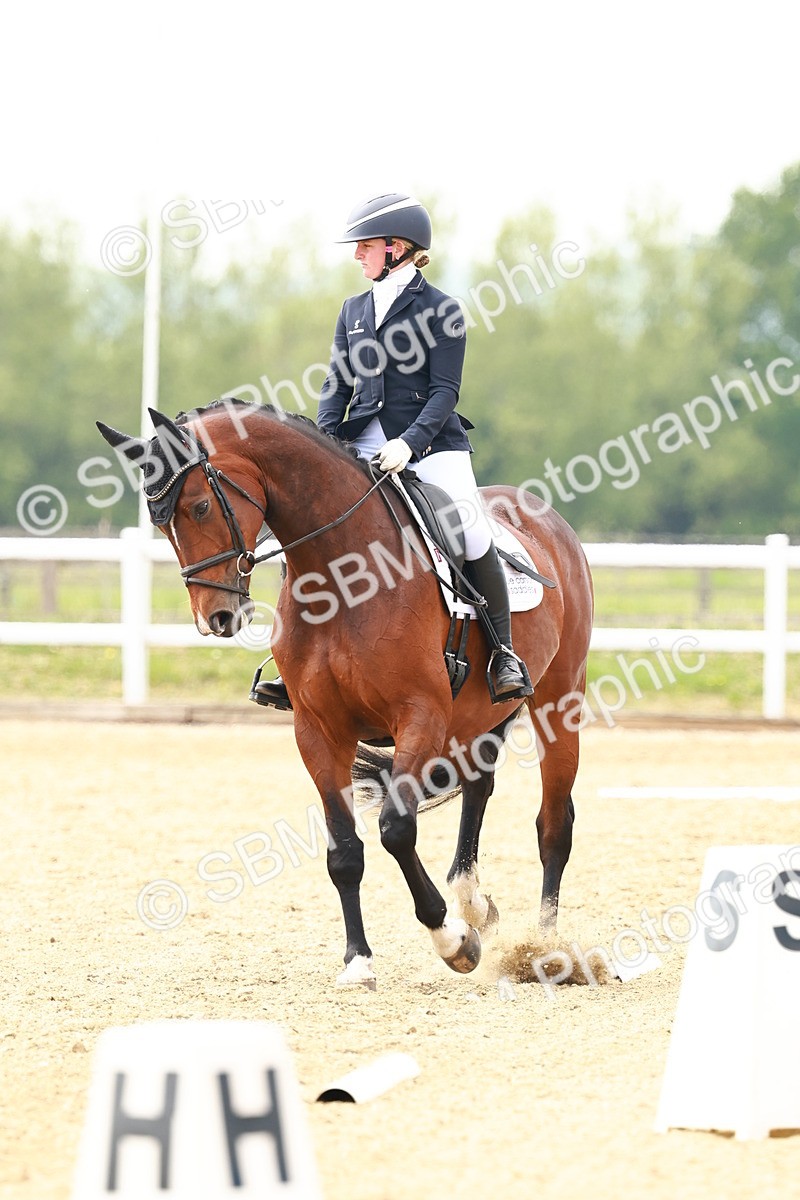 0B8A7129 - Class 12 - Medium 4