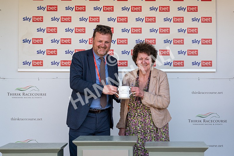 180524-Race 3-Burning Cash-9531 - Race 3