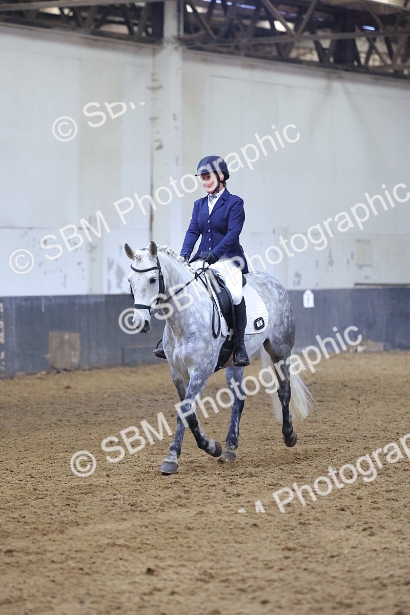 SBM_003032 - Class 9-10 - MQ U21 Open Novice 1