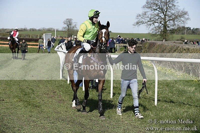 PtP 250317 55 - V.W.H. Hunt Point-to-Point Siddington 25/03/17