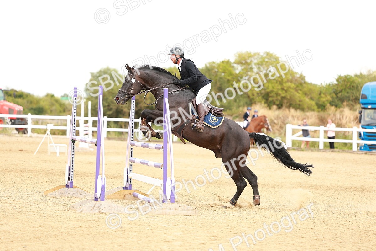 SBM_007143 - Class 4 - Senior British Newcomers - 1.10m