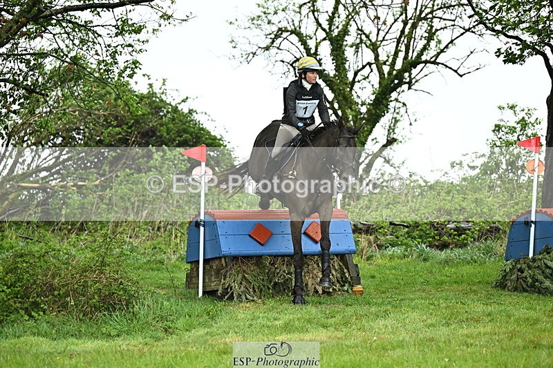 250418-102455-01422 - 001-Kate.Jupp-TEMPLEBREADYS.ROYAL.SPIRIT