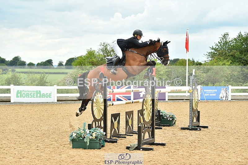 230720A-135552-03236 - Cls 21, 1 Star Gold 1.30m