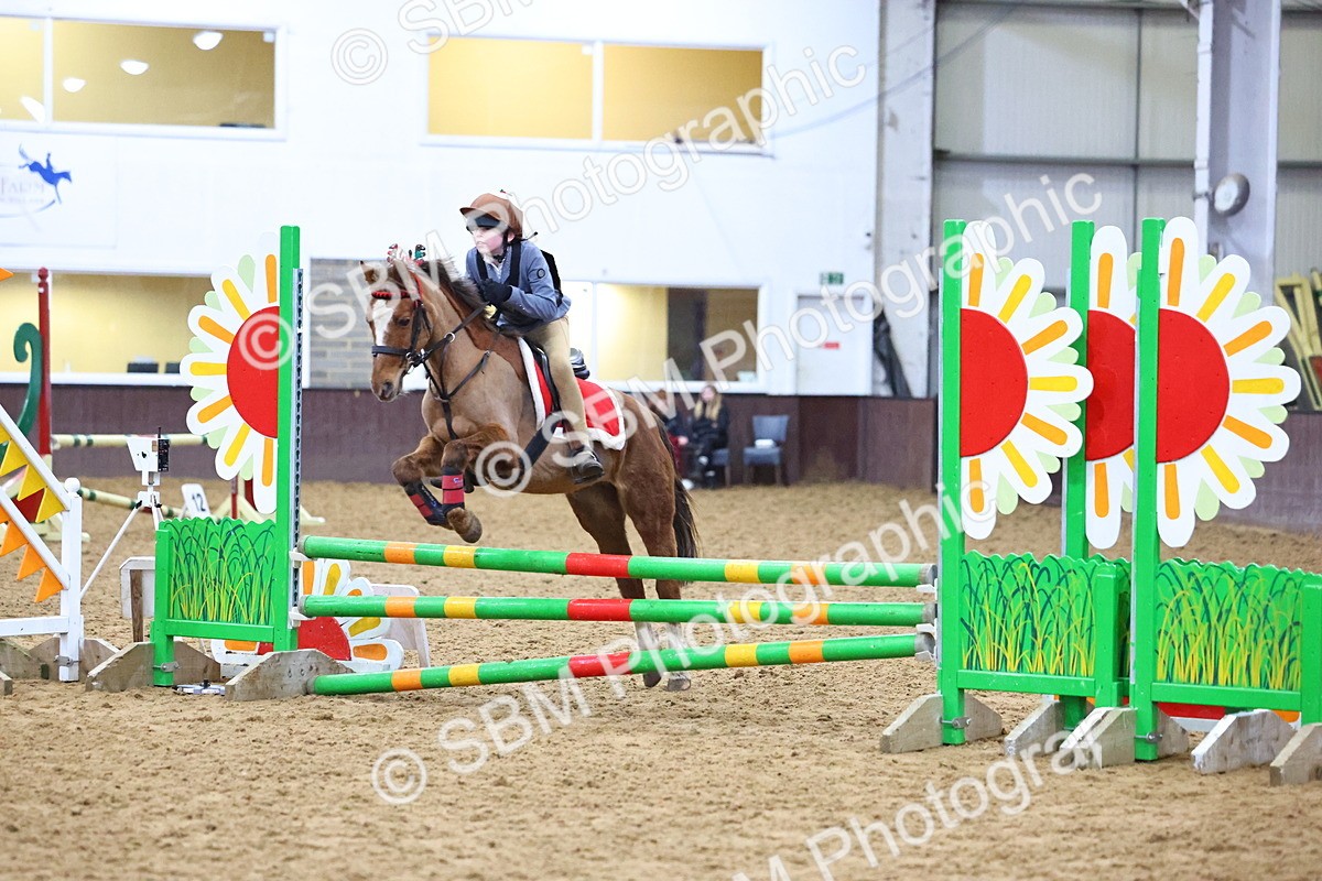 SBM_001851 - Class 4 - Festive Fences - 70cm
