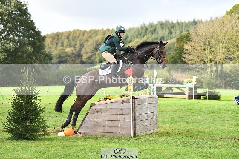 231020-121520-08523 - 062-CLASS.ROMANCE-Eleanor.Hope-XC