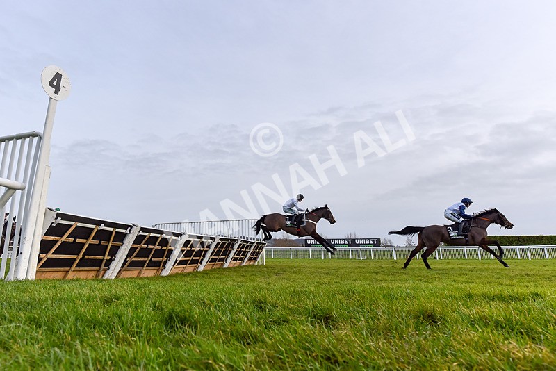 250125-Race 5-Constitution Hill-0435 - Race 5