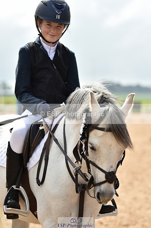 230902A-120508-00922 - Cls 2B Pony Small 80cm