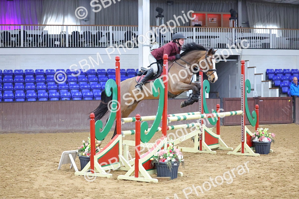 SBM_008410 - Class 21 - Nupafeed Supplements Senior Discovery/ 1m Open - First Round (1.00m)