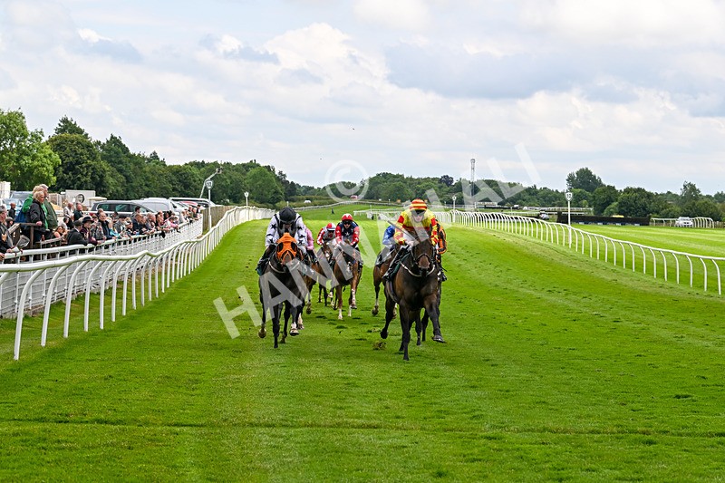 180624-Race 3-High Opinion-0303 - Race 3