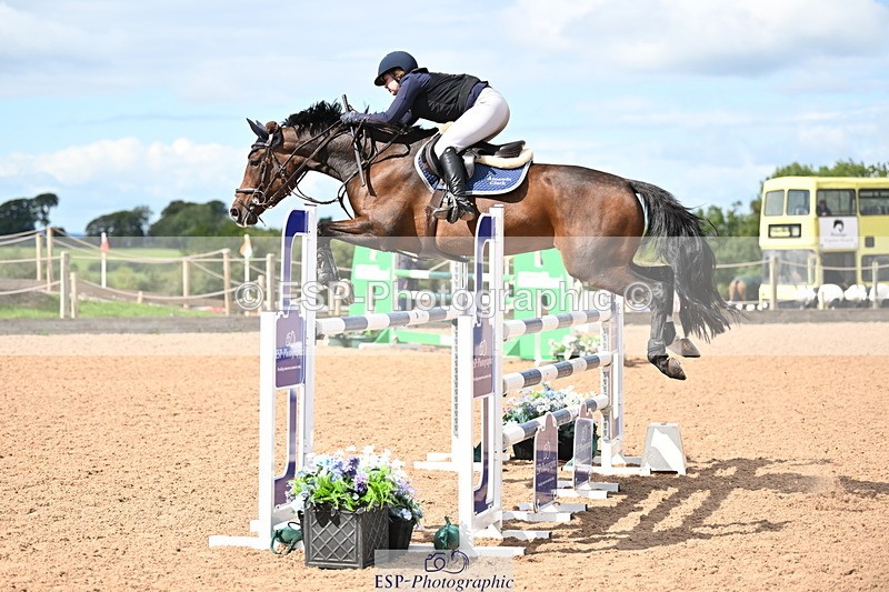 240912A-133953-01739 - Cls 4 Snr 1.20m Open