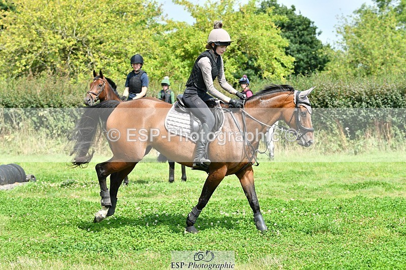 230817-140351-01137 - Theo's 1st Group - XC