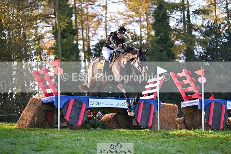 241026-112040-11926 - 377-Bethany.Hull-CARRICK.DIAMOND.OLIVER