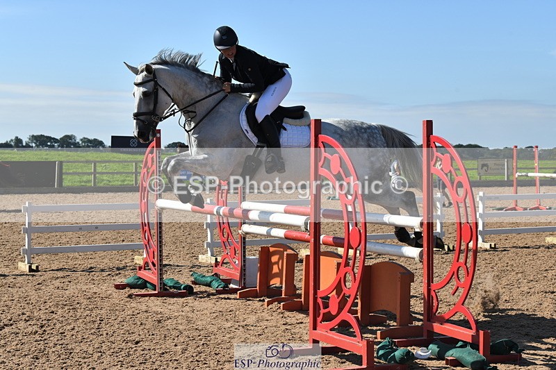 230903A-110529-03807 - Cls 13 1.05m Amateur Quali