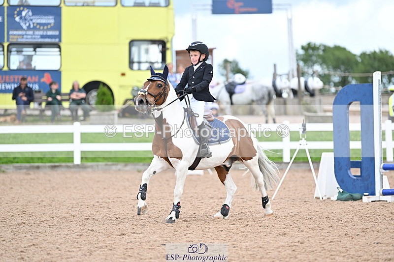 240806A-154105-00070 - Clear Round & 60cm BS Club & Schools