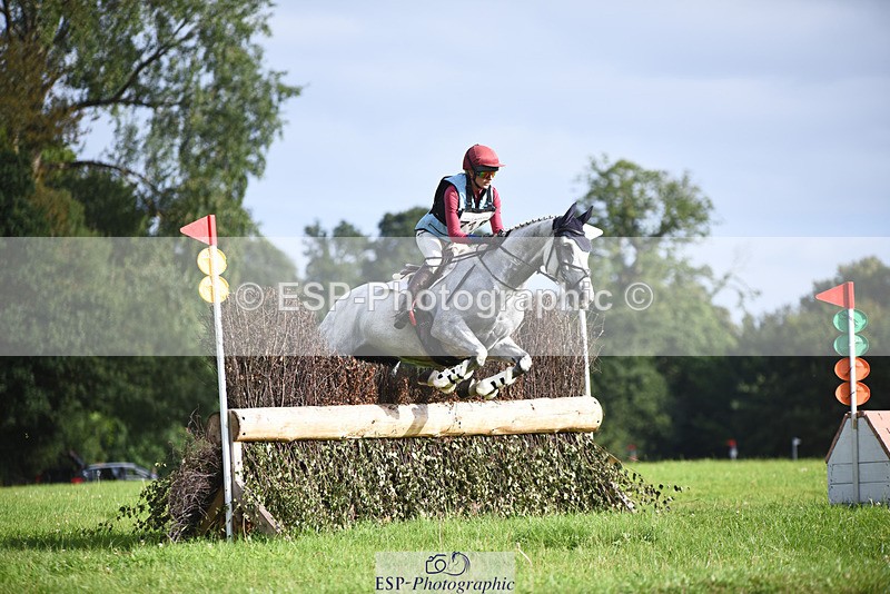 240804-173131-19498 - 719-Abbie_Burbidge-BLUEBIRD